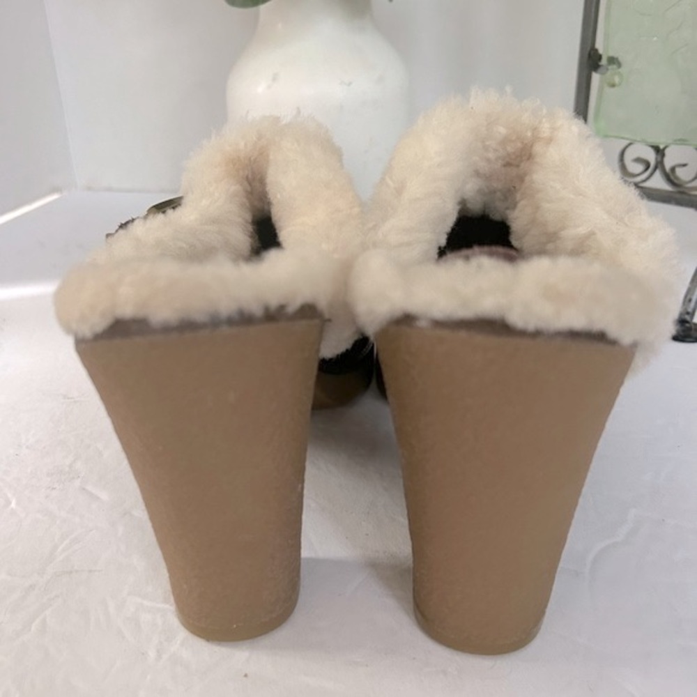 BCBG Fur Lined Brown Suede Chunky Heeled Bootie  Clogs. Size 6.5 - Picture 7 of 9